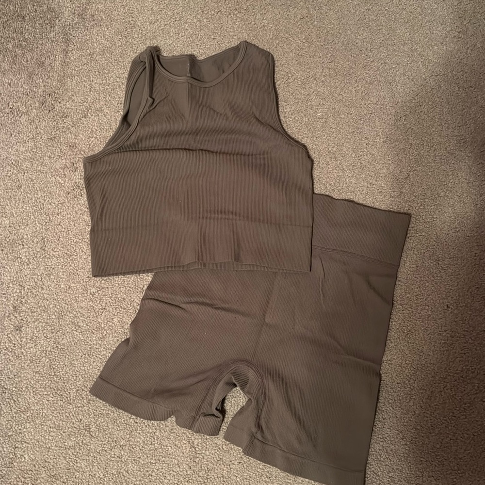 Two piece work out set